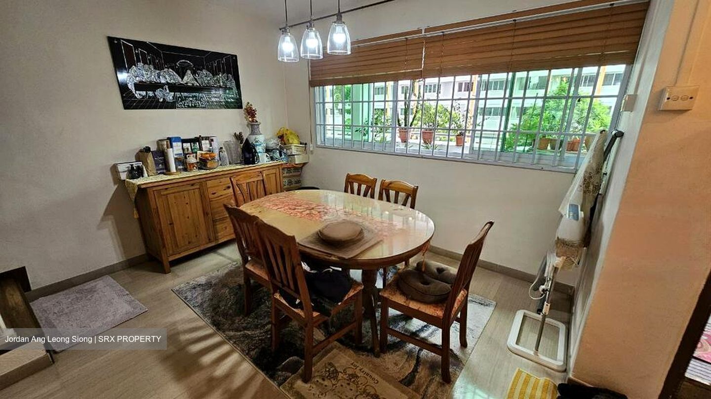 Blk 237 Hougang Street 21 (Hougang), HDB Executive #465794501